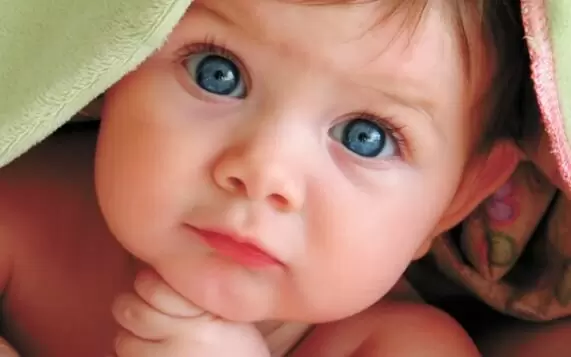 Для чого немовляті окуліст?